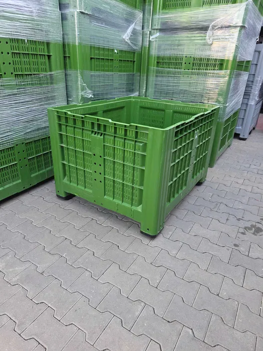 Box palet plastic cu 4 picioare perete aerisit100x120x785mm